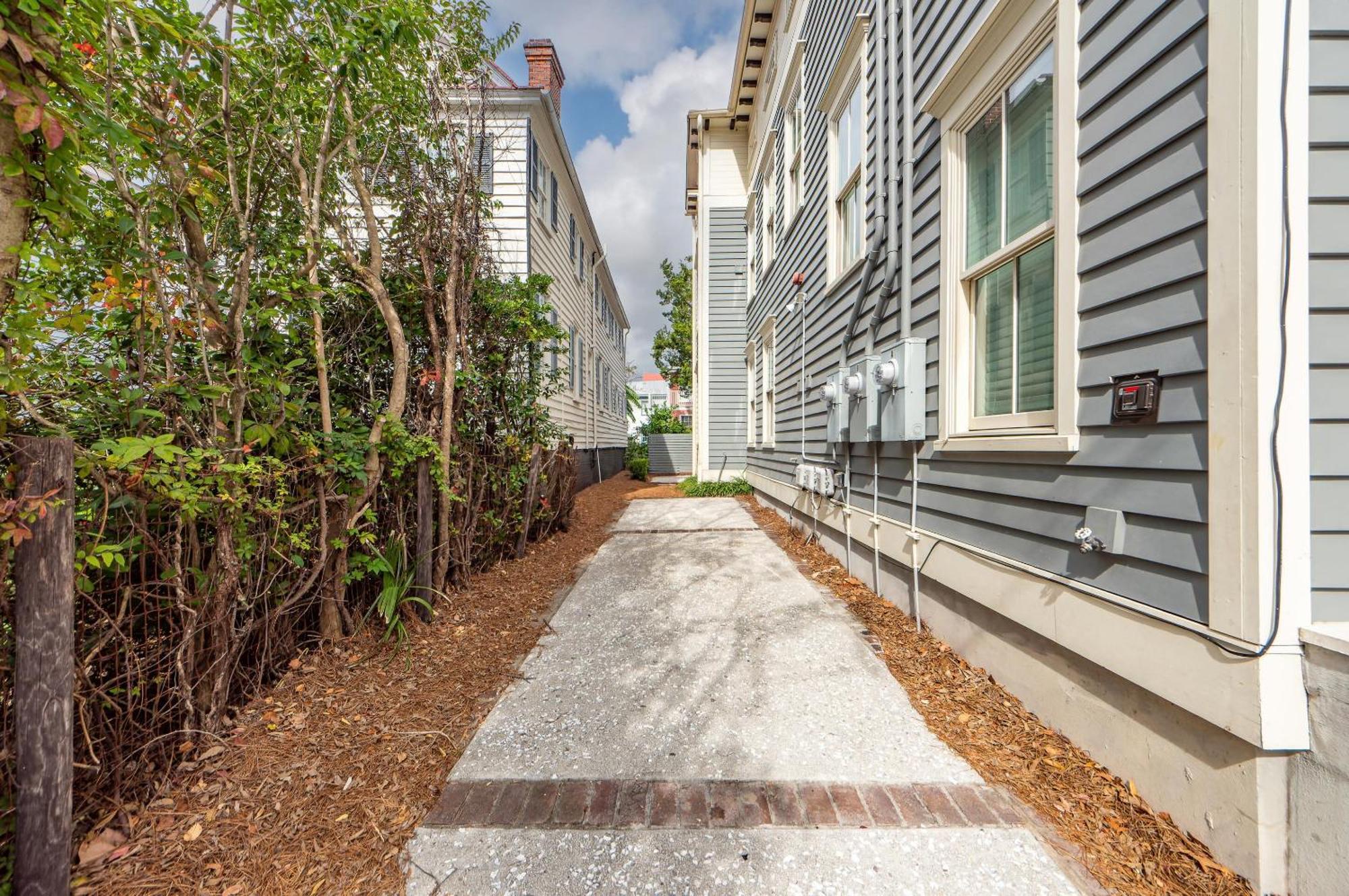 Secluded Courtyard & Parking - 2 Blocks To King Villa Charleston Exterior photo